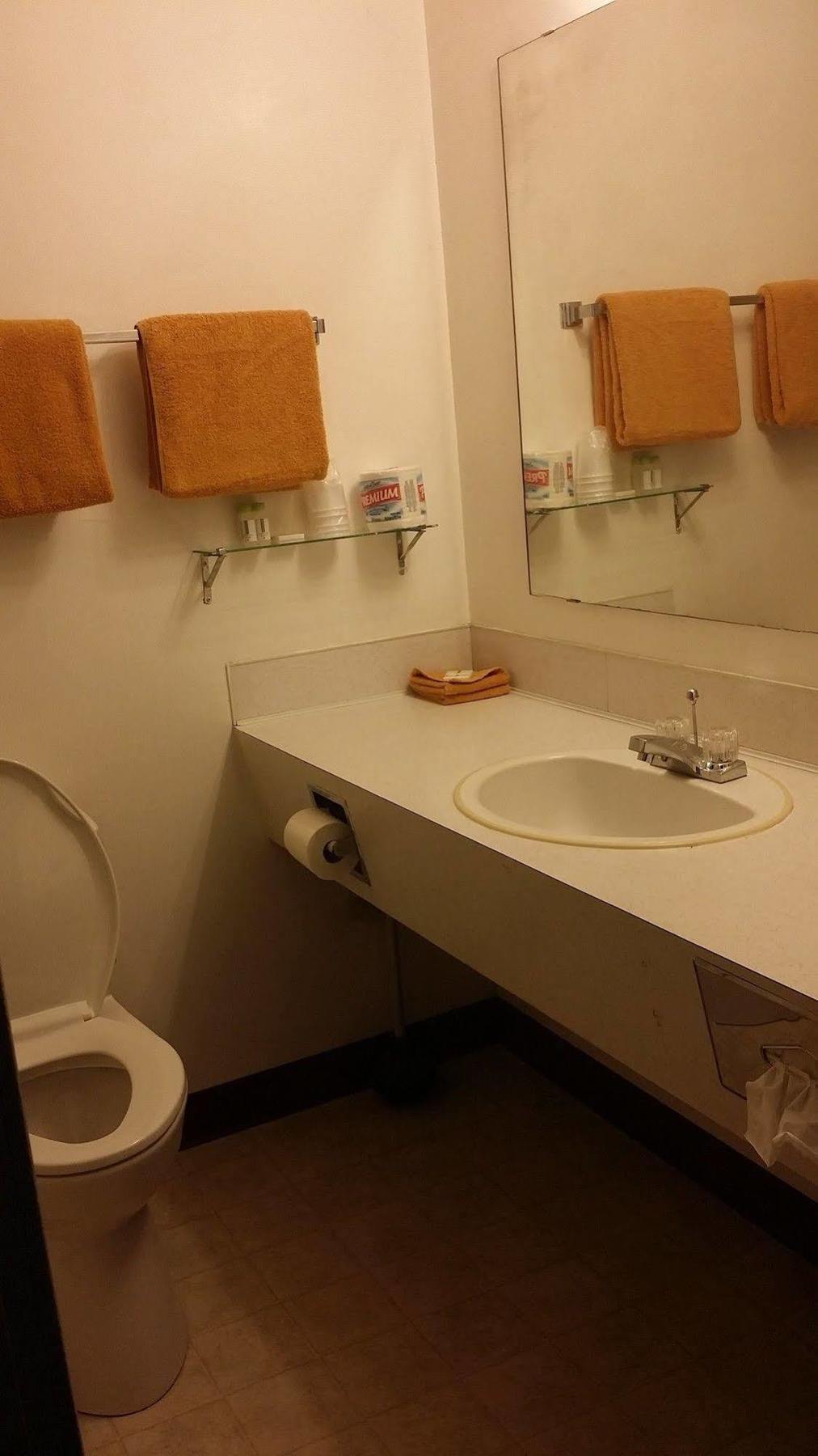 Hotel 6-fort St. John, Bc